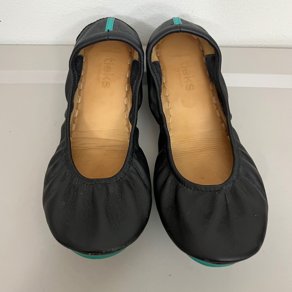 Tieks Ballet Flats 9 Matte Black Leather Foldable Classic Comfort Travel career